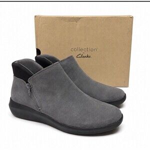 Clarks Kayleigh Leather Ankle Boot Women Size 9.5M Dark Gray NIB